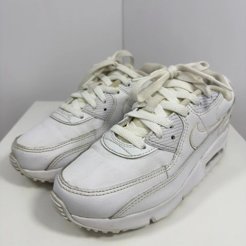 Nike Air Max 90 LTR Preschool Kids Size 2Y Triple White Sneakers CD6867-100